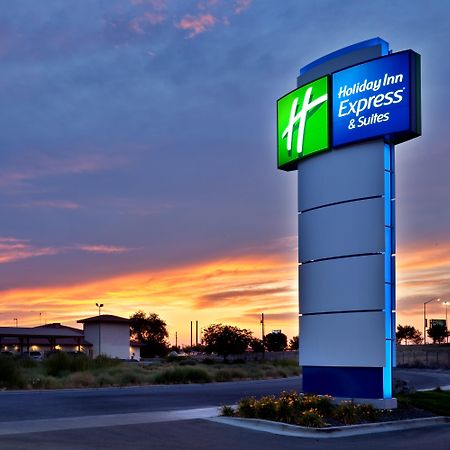 Holiday Inn Express Hotel & Suites Ontario By Ihg Eksteriør billede