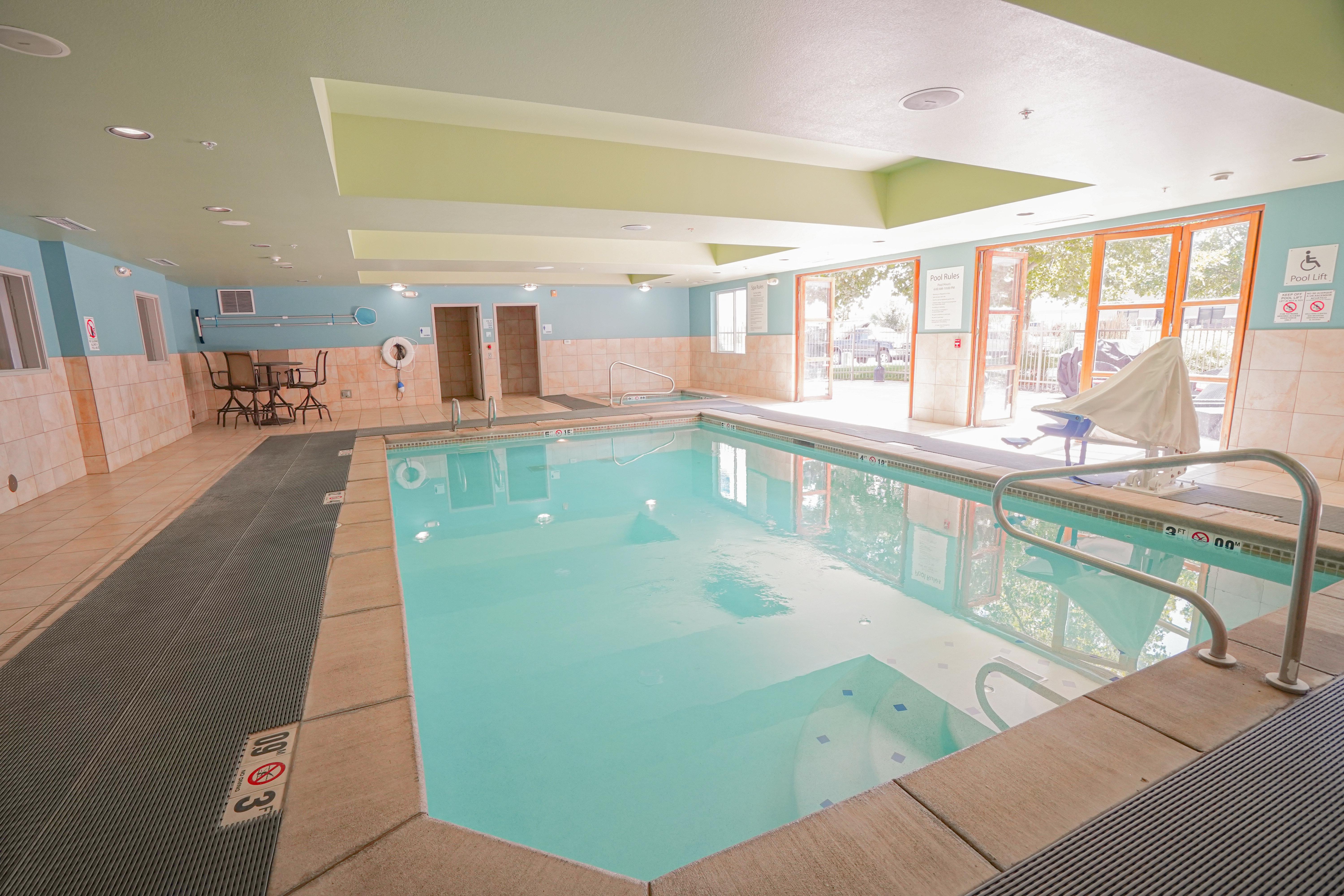 Holiday Inn Express Hotel & Suites Ontario By Ihg Eksteriør billede