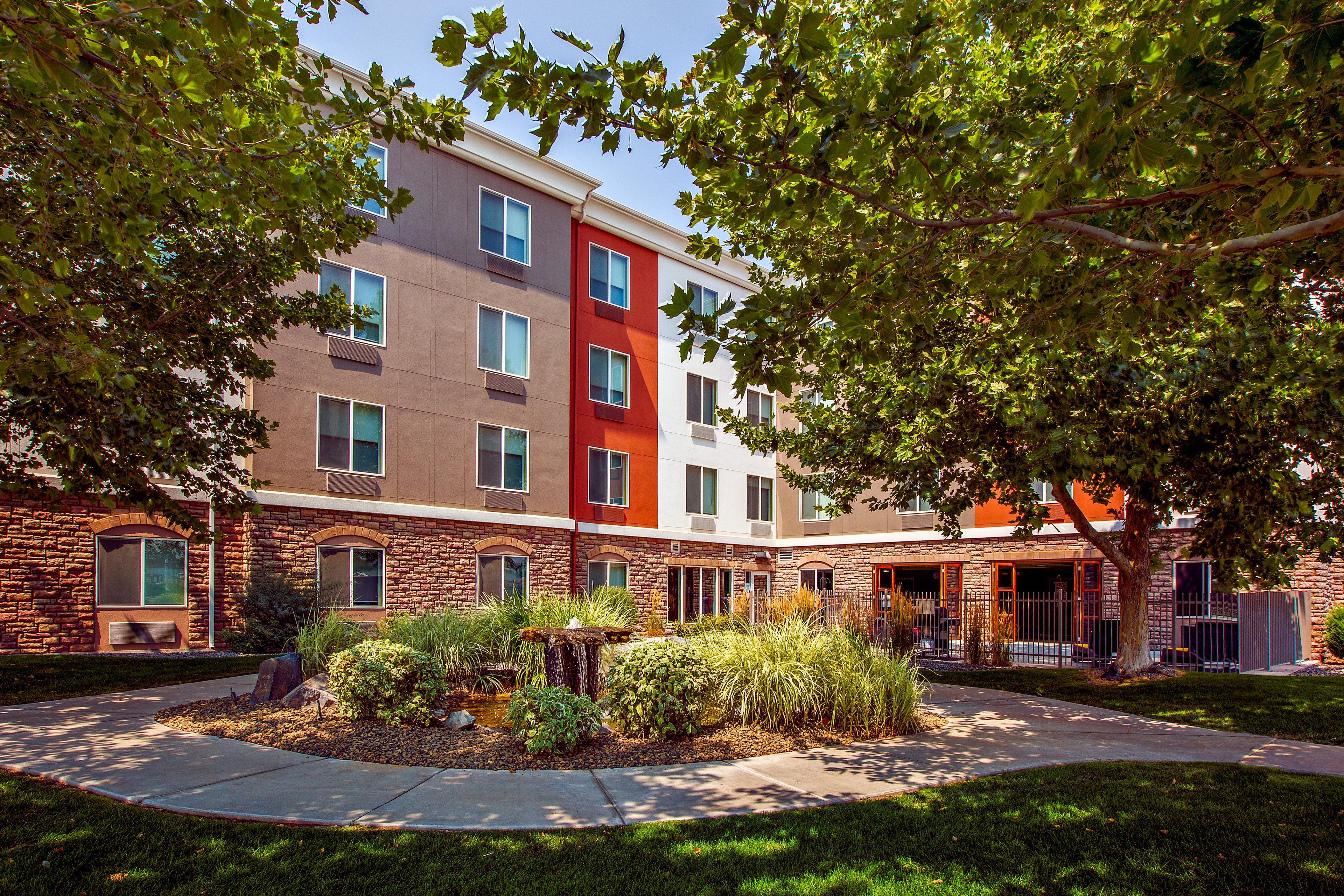 Holiday Inn Express Hotel & Suites Ontario By Ihg Eksteriør billede