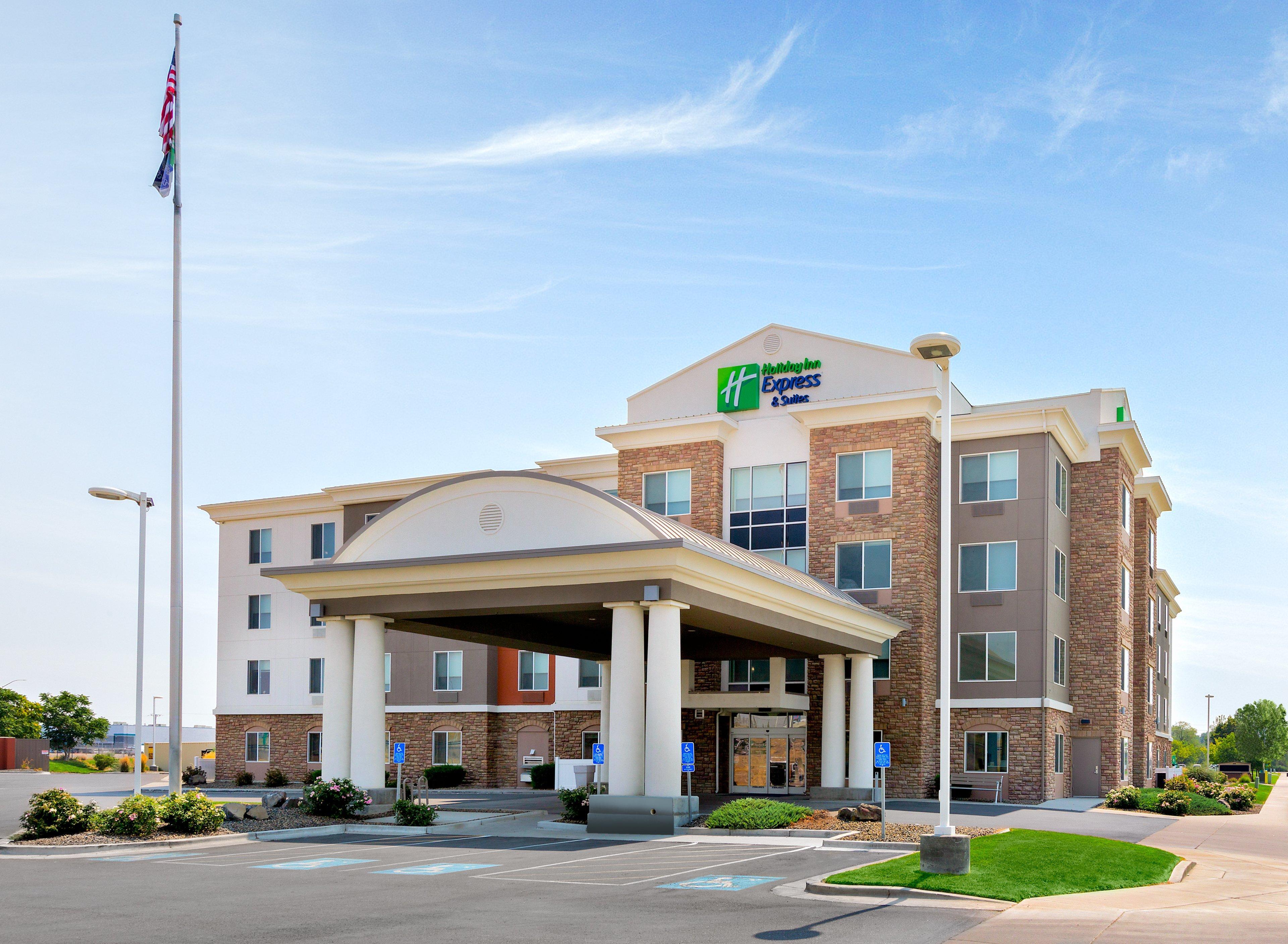 Holiday Inn Express Hotel & Suites Ontario By Ihg Eksteriør billede